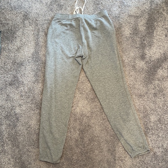 Women’s aerie joggers - Picture 2 of 2